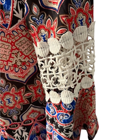 Womens Win Win colorful pinwheel sleeve tunic with lace on the sleeves Size L-XL - Picture 6 of 9